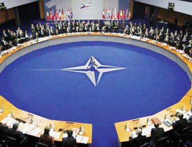 ΝΑΤΟ: Ζητάει να μπει στη συμμαχία ώστε να πολεμήσει το ISIS